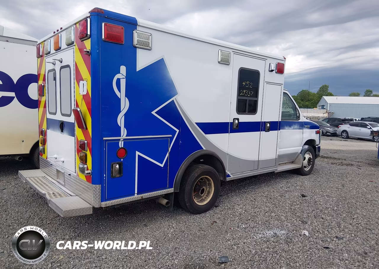 2016 Ford E-350 Cutaway VIN:1FDWE3FS1GDC55857 - 4