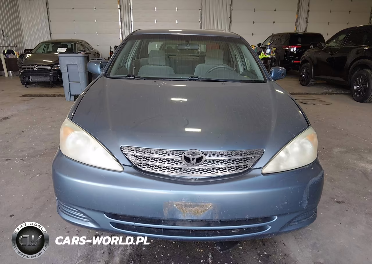 2002 Toyota Camry Le VIN:4T1BE32K02U552129 - 12