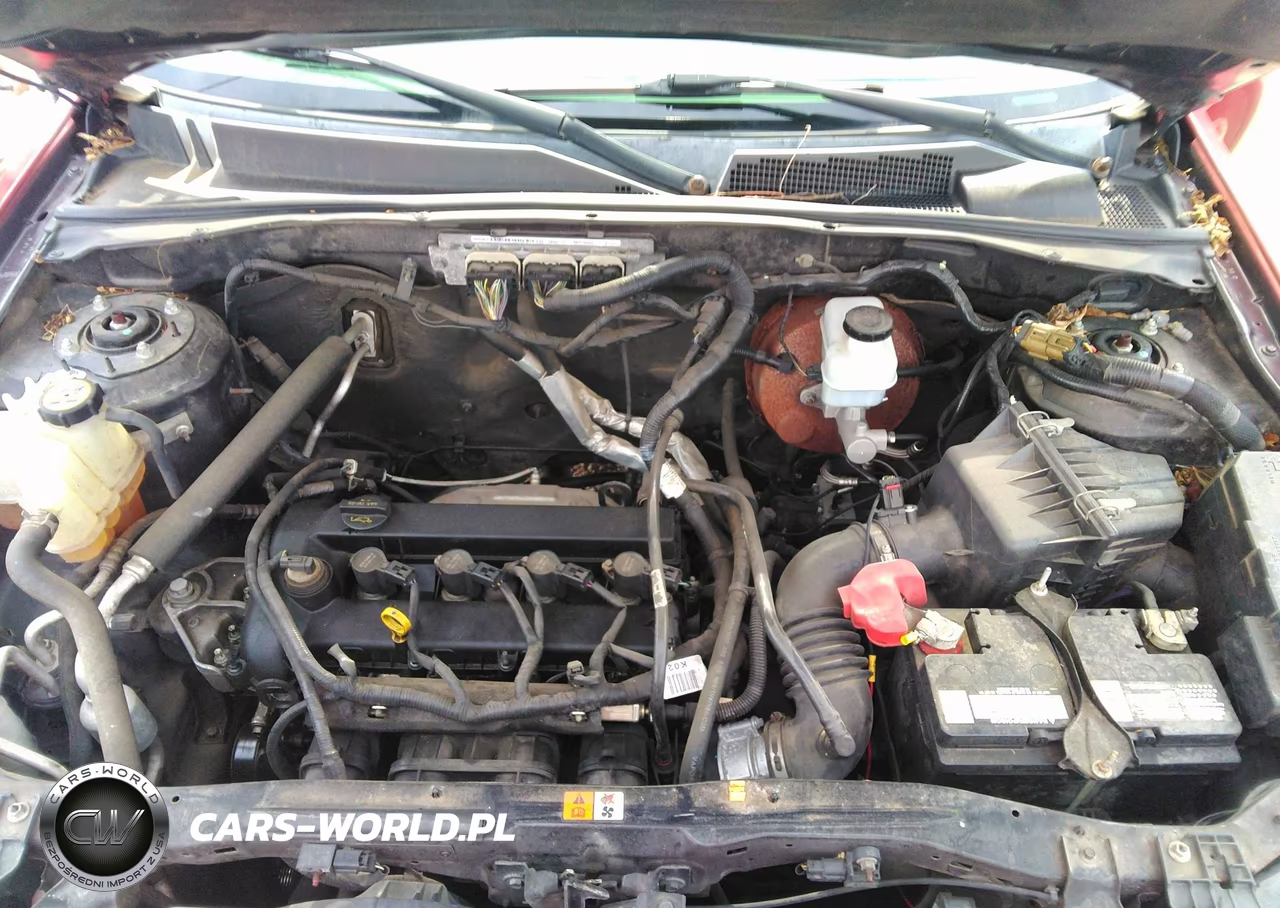 2010 Ford Escape Xls VIN:1FMCU0C70AKB90670 - 10
