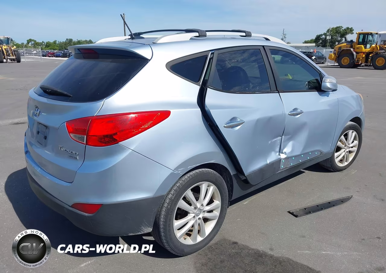 2013 Hyundai Tucson Limited VIN:KM8JU3AC9DU588624 - 4