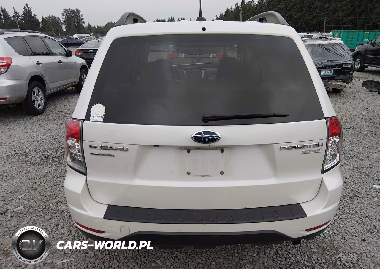 2013 Subaru Forester 2.5X Premium VIN:JF2SHADCXDH435774 - 17