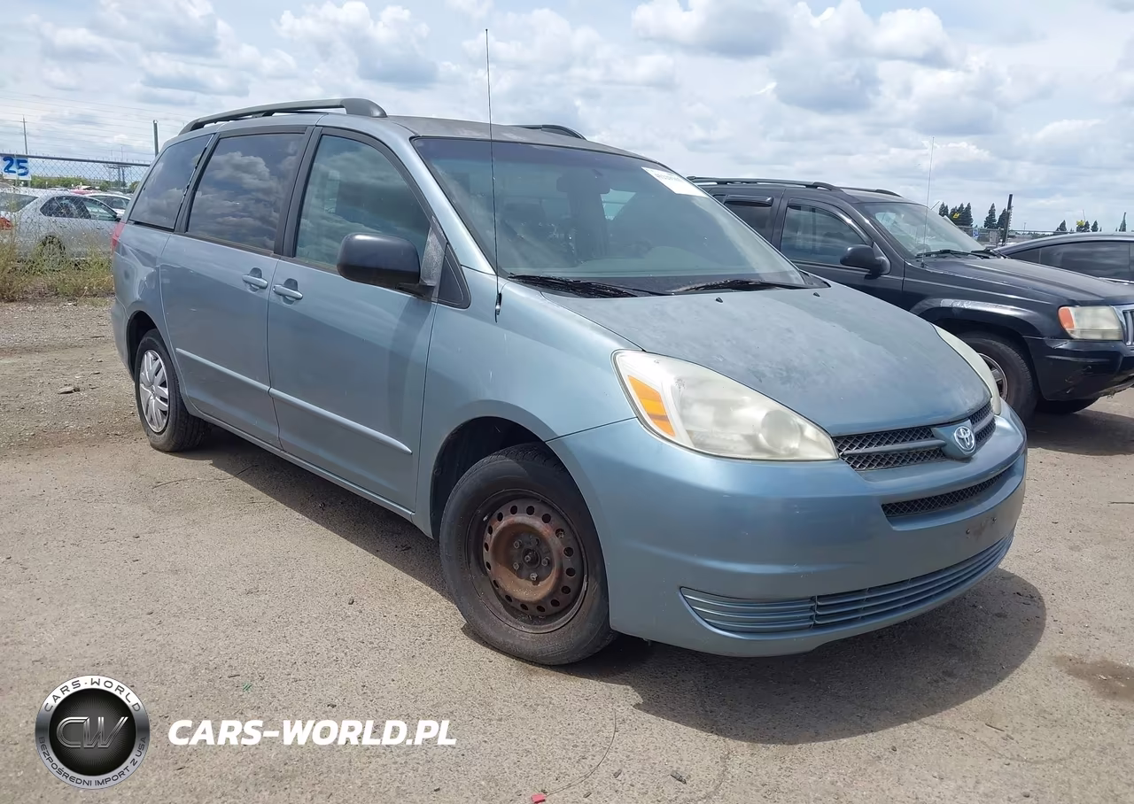 2004 Toyota Sienna Le