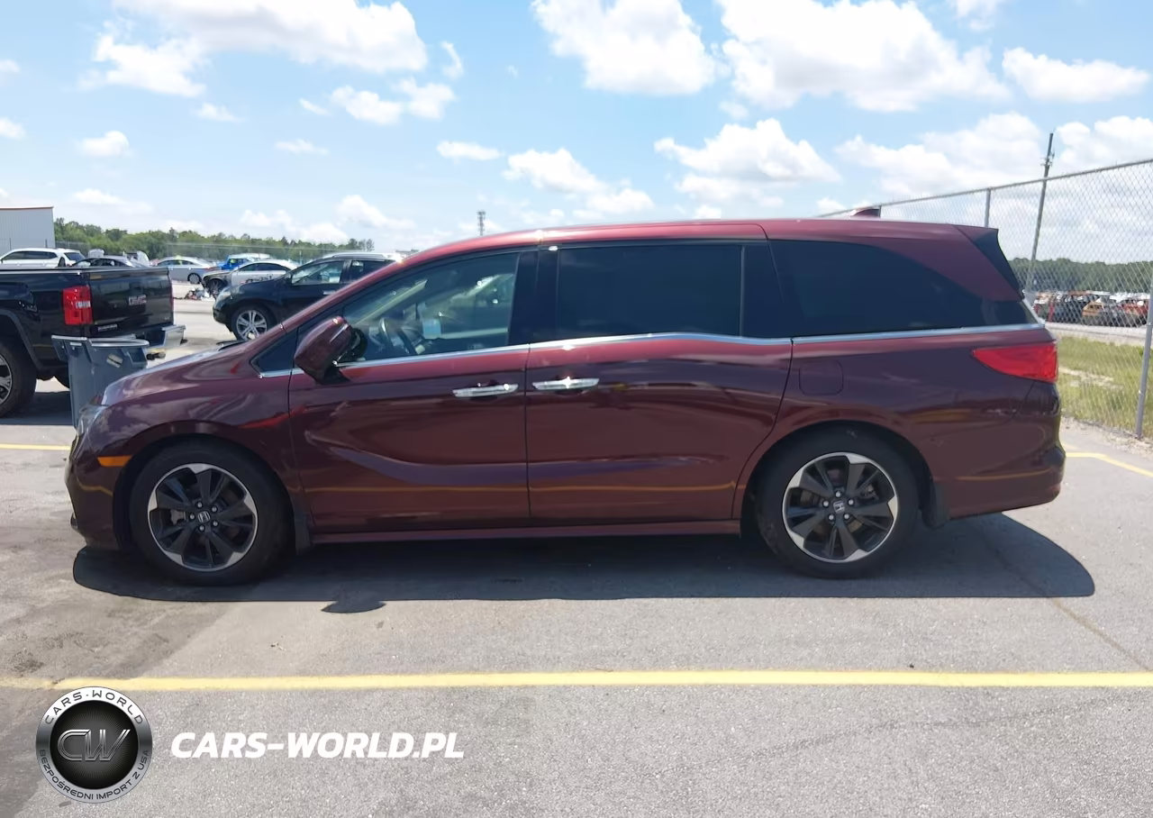 2021 Honda Odyssey Elite VIN:5FNRL6H95MB016304 - 14