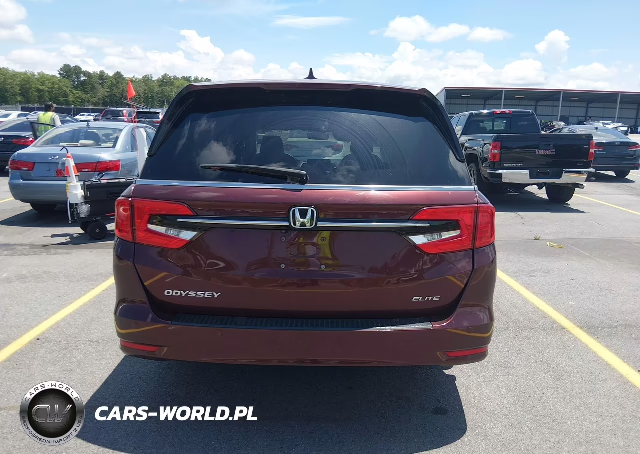 2021 Honda Odyssey Elite VIN:5FNRL6H95MB016304 - 16