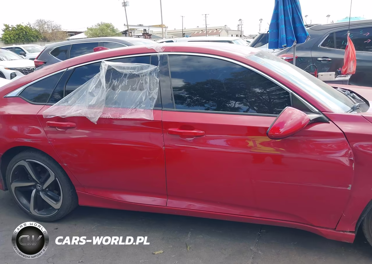 2018 Honda Accord Sport VIN:1HGCV1F33JA261240 - 14