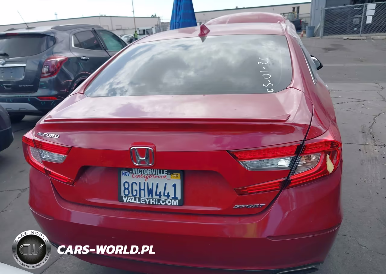 2018 Honda Accord Sport VIN:1HGCV1F33JA261240 - 17