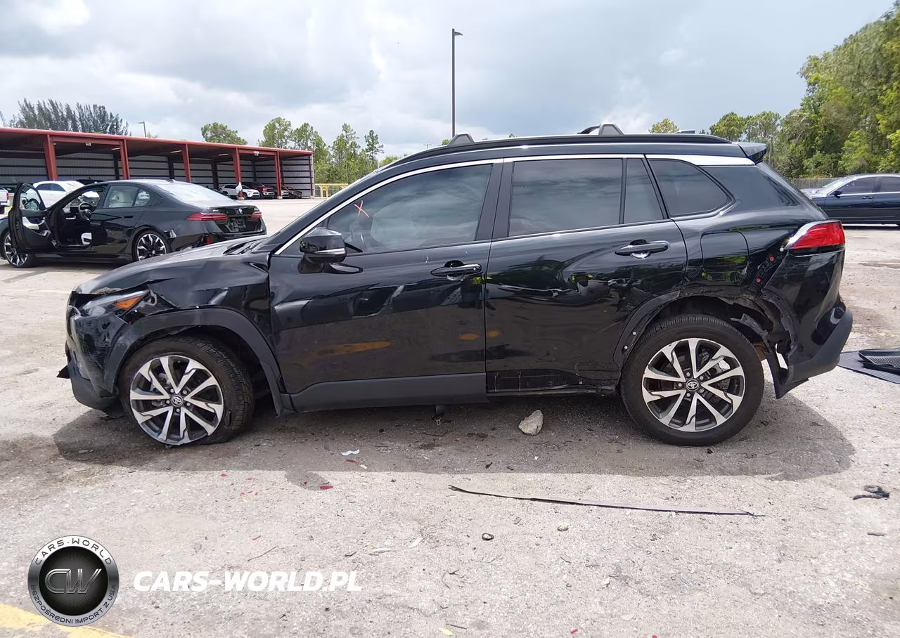 2023 Toyota Corolla Cross Xle VIN:7MUDAABG7PV054827 - 14