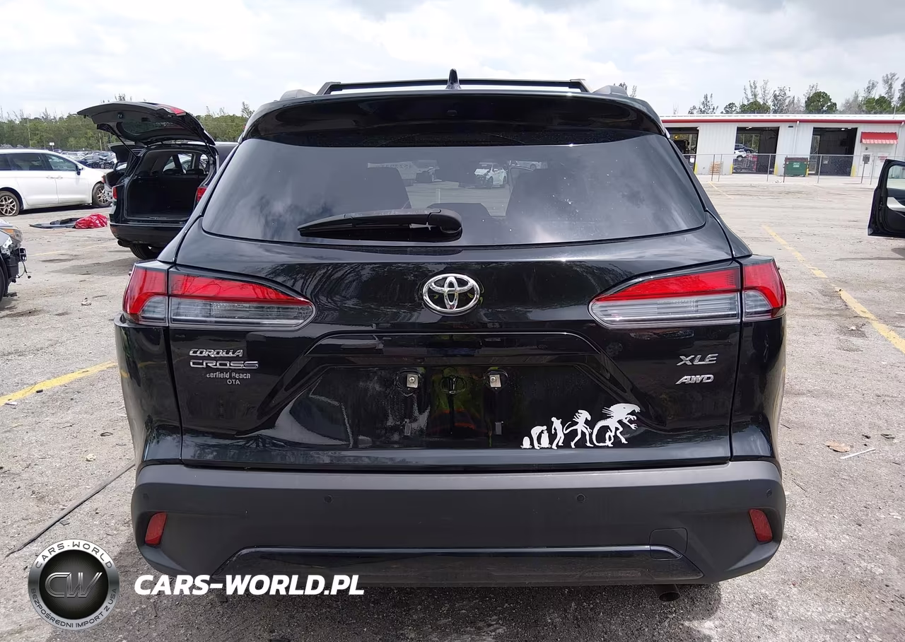 2023 Toyota Corolla Cross Xle VIN:7MUDAABG7PV054827 - 16