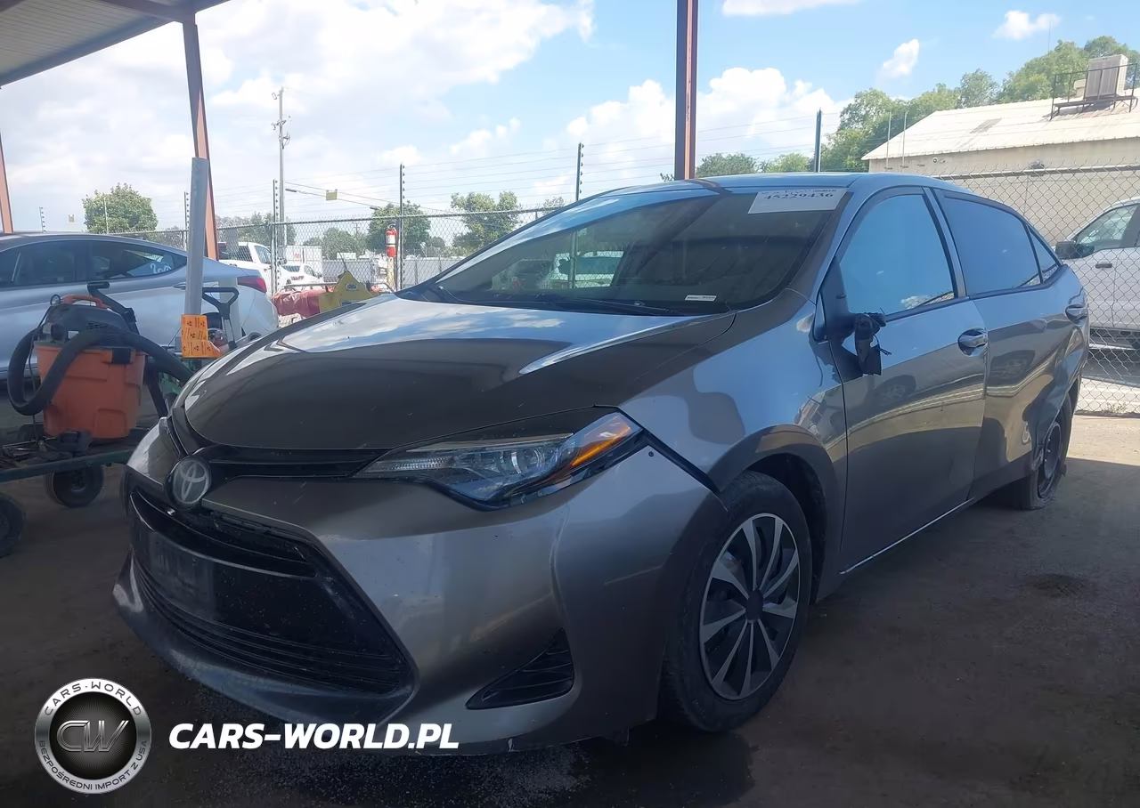 2018 Toyota Corolla Le VIN:5YFBURHE0JP755545 - 2