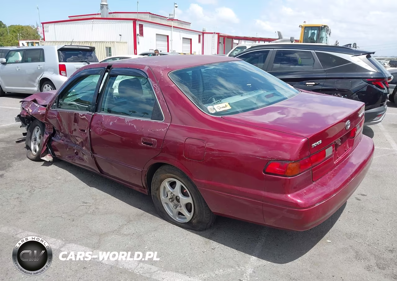 1998 Toyota Camry Le VIN:JT2BG28K1W0135916 - 3