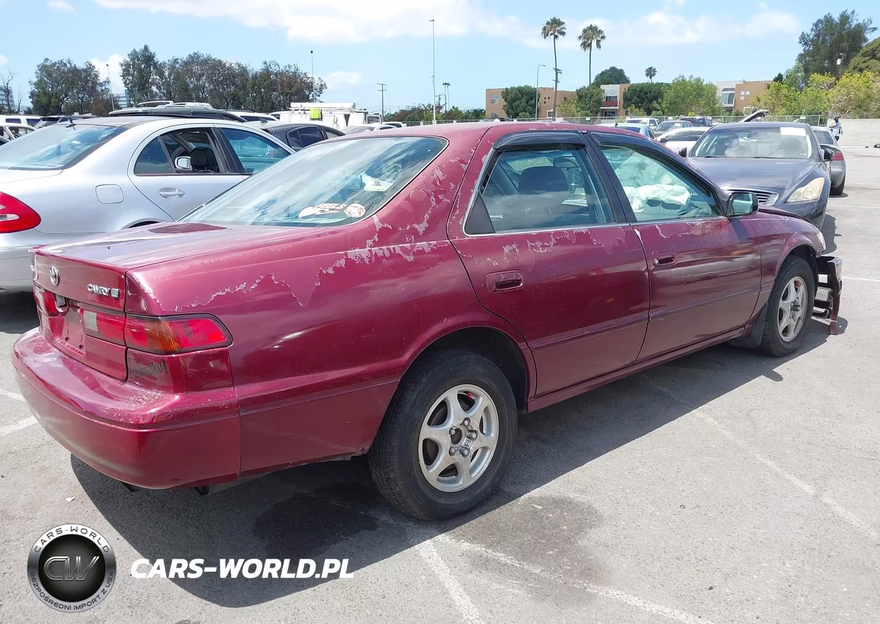 1998 Toyota Camry Le VIN:JT2BG28K1W0135916 - 4