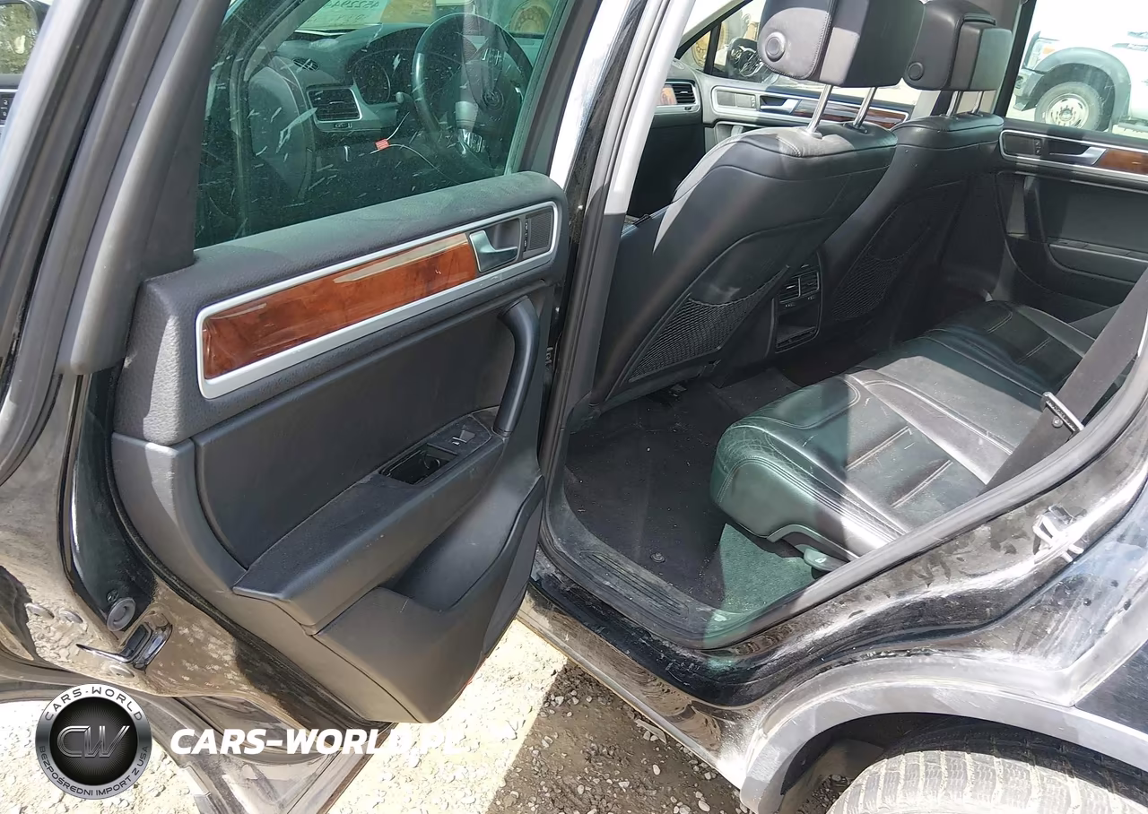 2012 Volkswagen Touareg Vr6 Lux VIN:WVGFF9BP0CD001133 - 8