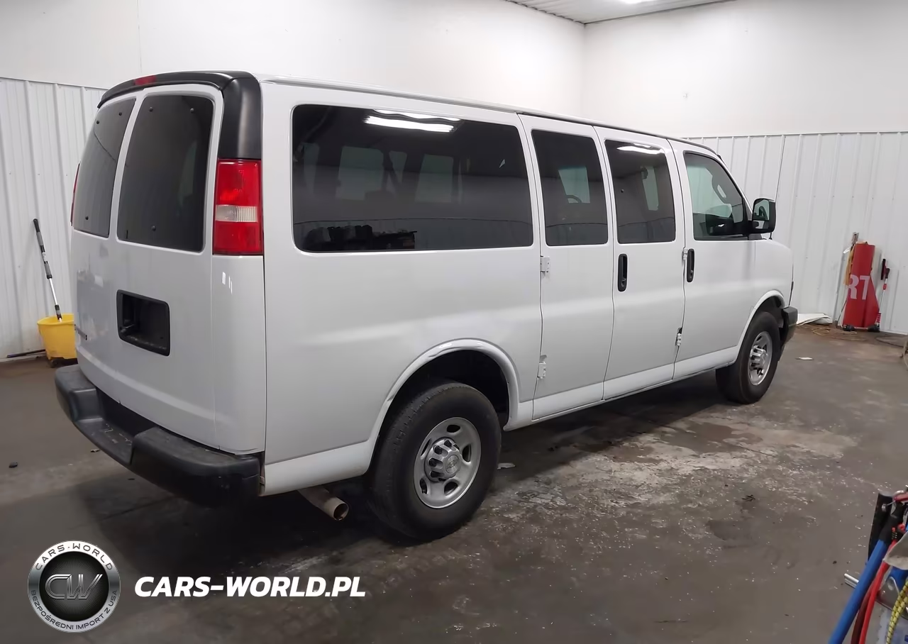 2018 Chevrolet Express 2500 Ls VIN:1GAWGEFG6J1249169 - 4