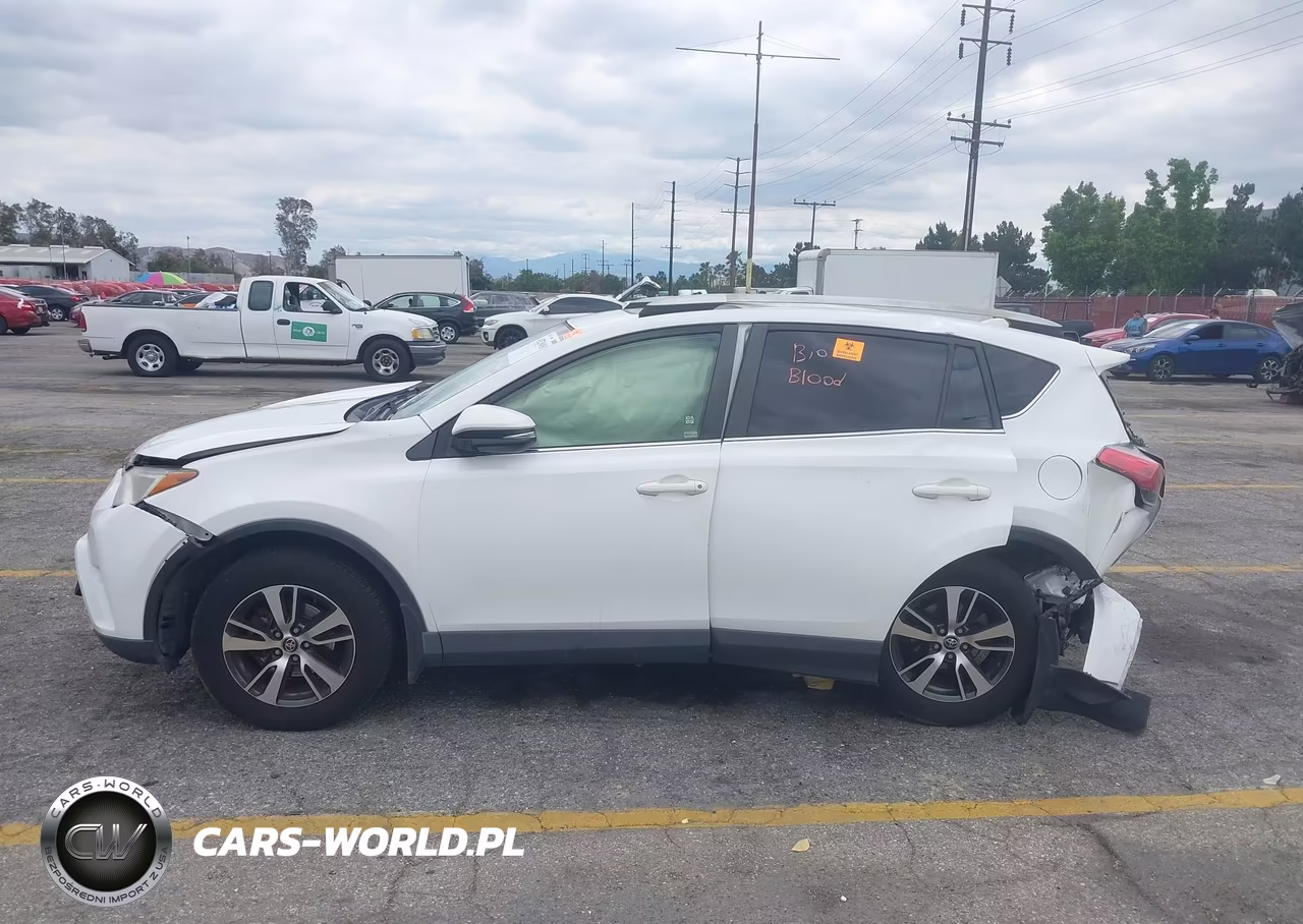 2018 Toyota Rav4 Xle VIN:JTMWFREV5JJ744707 - 14