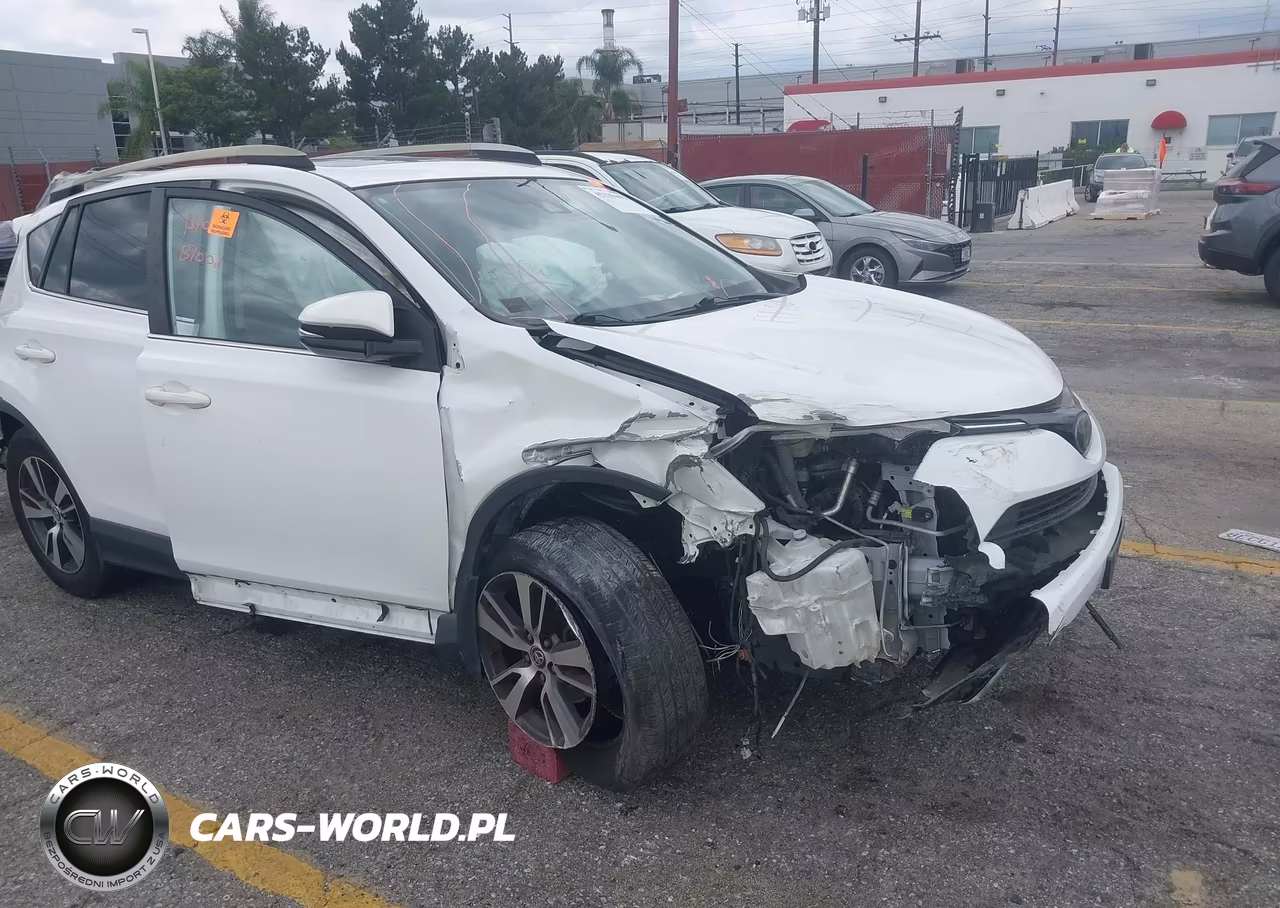 2018 Toyota Rav4 Xle VIN:JTMWFREV5JJ744707 - 6