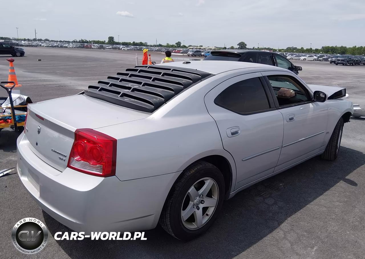 2010 Dodge Charger Sxt VIN:2B3CA3CV4AH290700 - 4