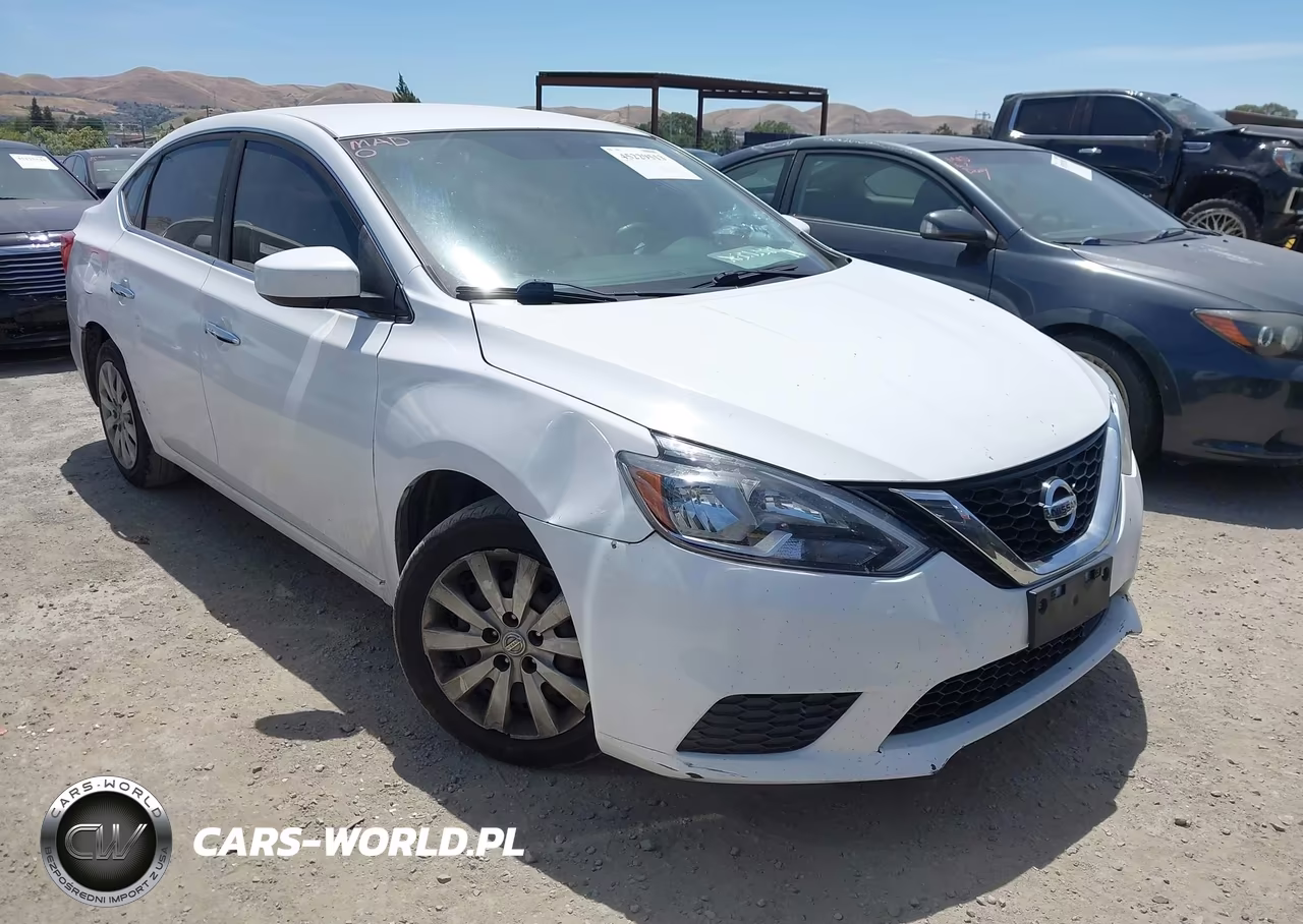 2018 Nissan Sentra S – zdjęcie 1 z 11