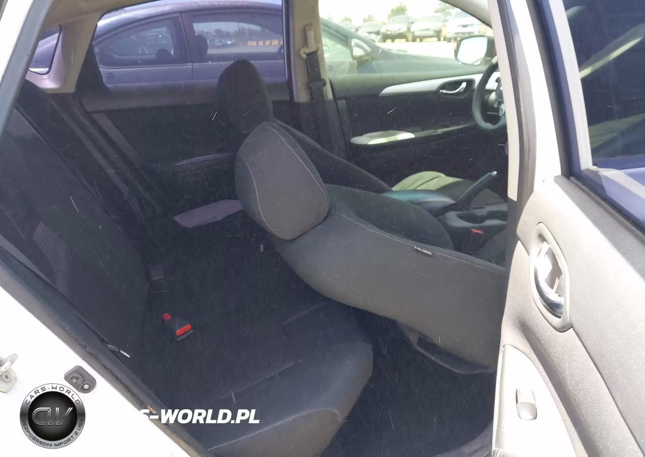 2018 Nissan Sentra S VIN:3N1AB7AP3JY240818 - 8