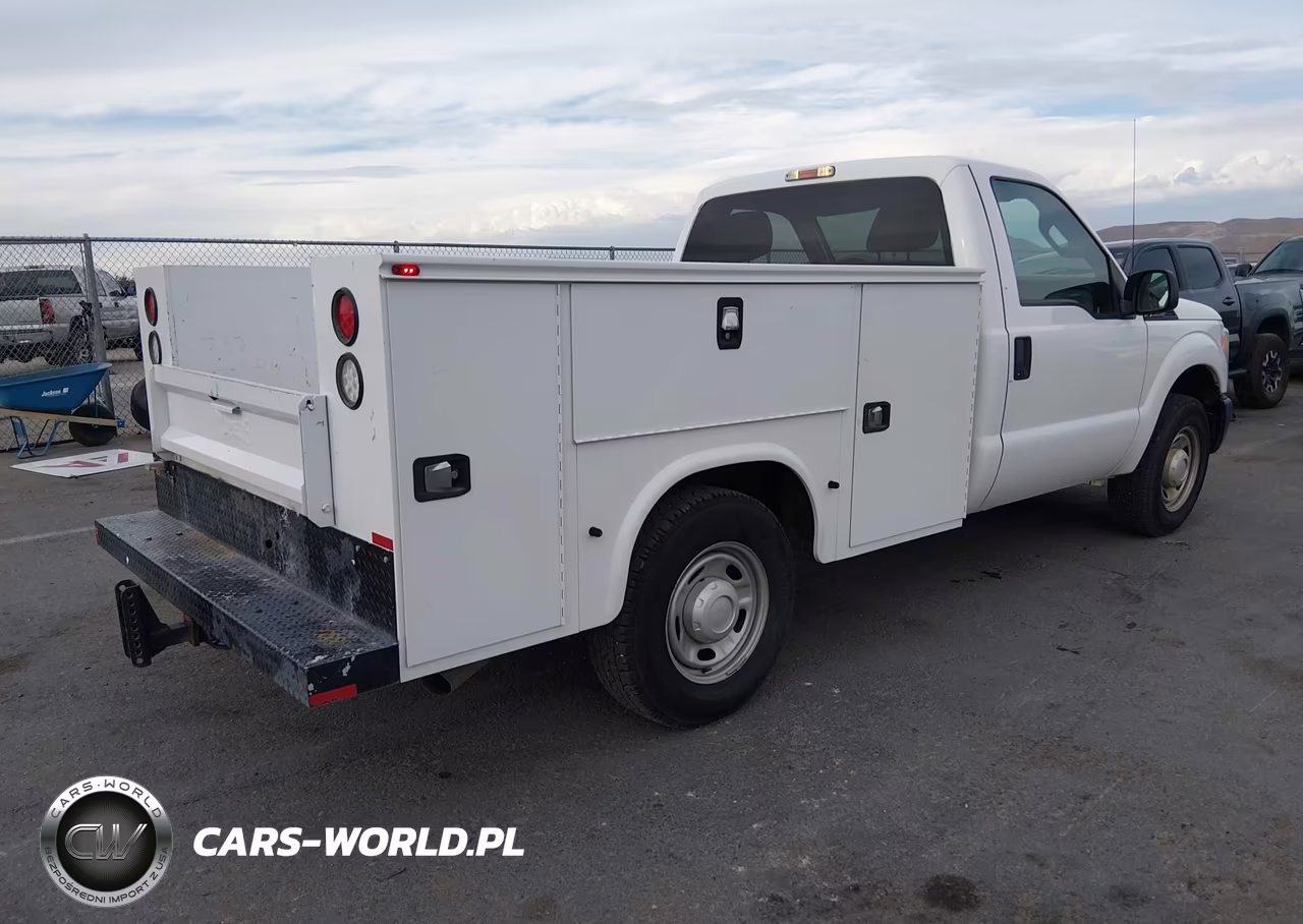 2016 Ford F-250 Xl VIN:1FDBF2A60GED02452 - 4