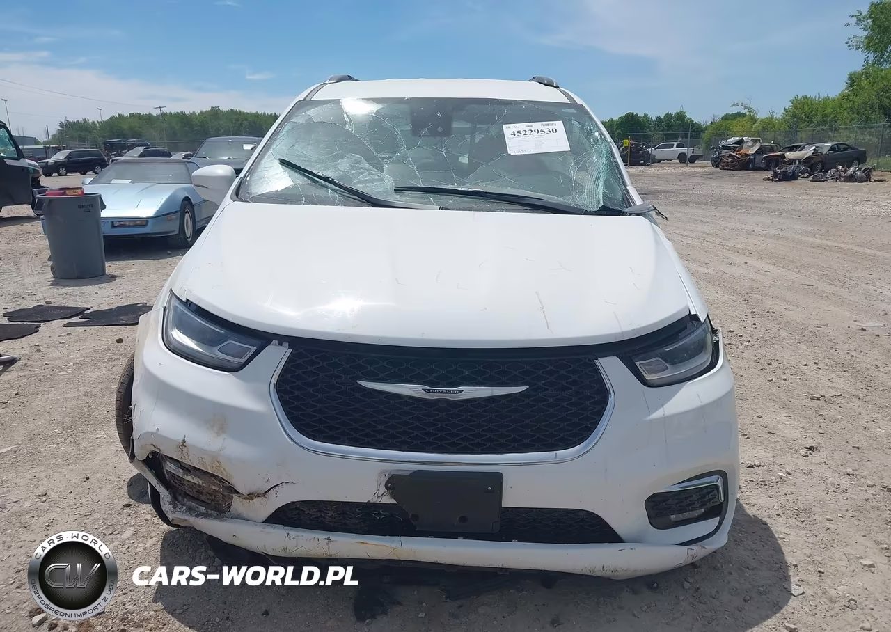 2021 Chrysler Pacifica Touring L VIN:2C4RC1BG6MR598234 - 13