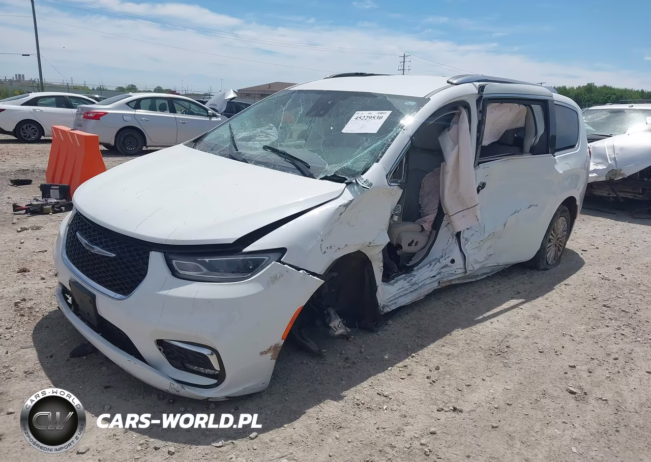 2021 Chrysler Pacifica Touring L VIN:2C4RC1BG6MR598234 - 2