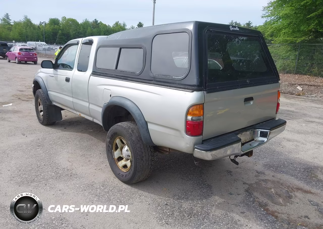 2002 Toyota Tacoma VIN:5TEWM72N42Z026507 - 3