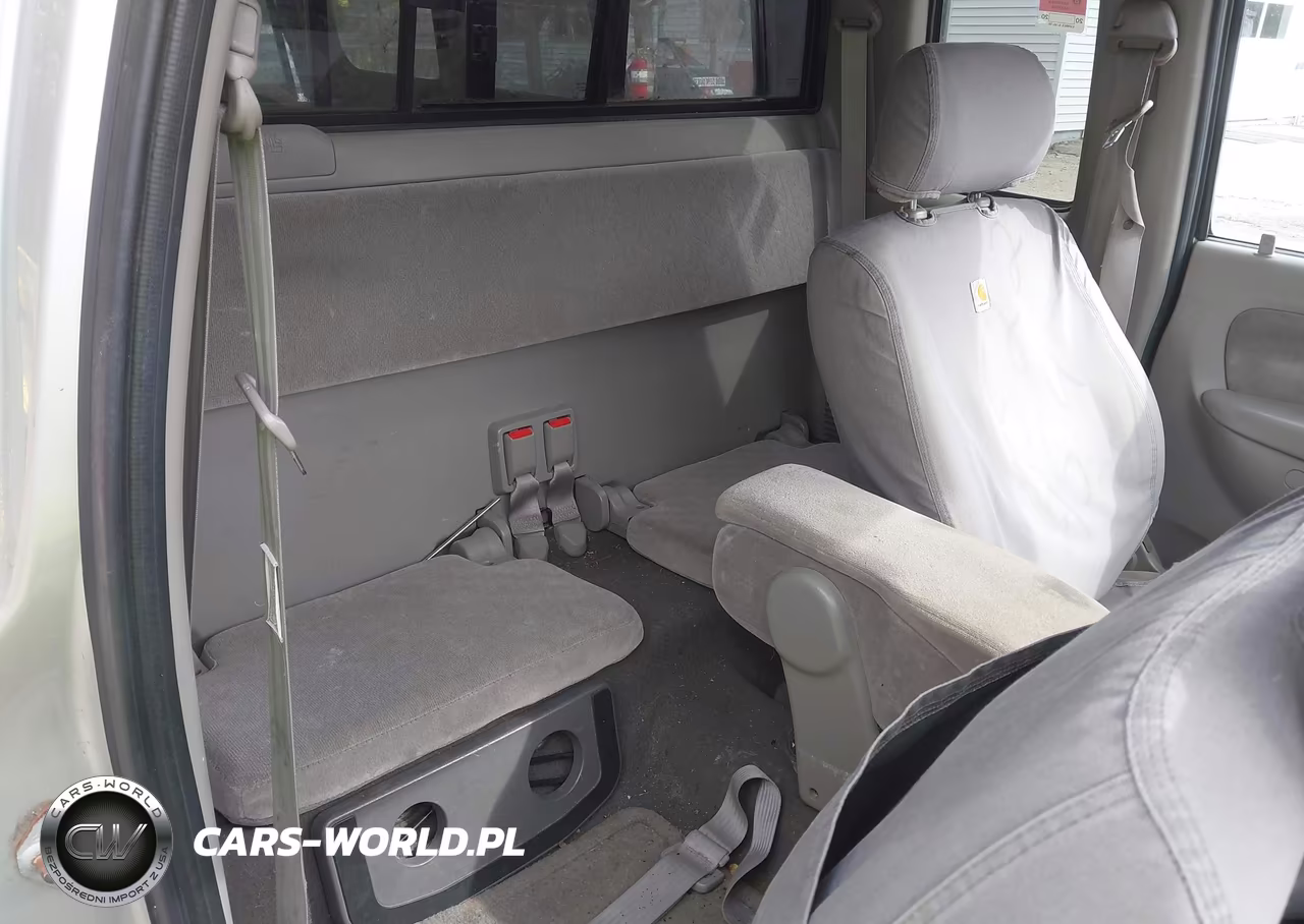2002 Toyota Tacoma VIN:5TEWM72N42Z026507 - 8