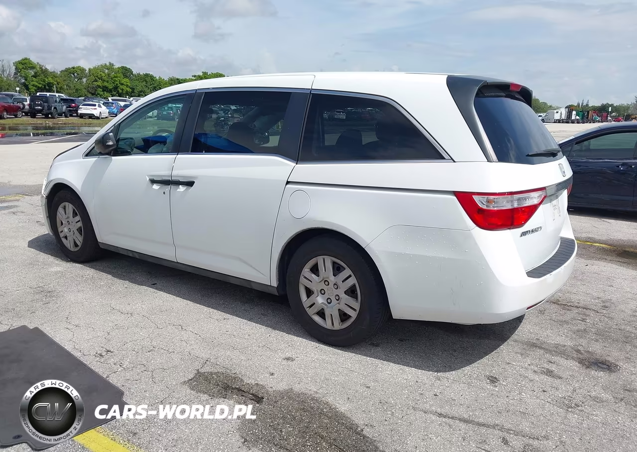 2012 Honda Odyssey Lx VIN:5FNRL5H28CB114920 - 3