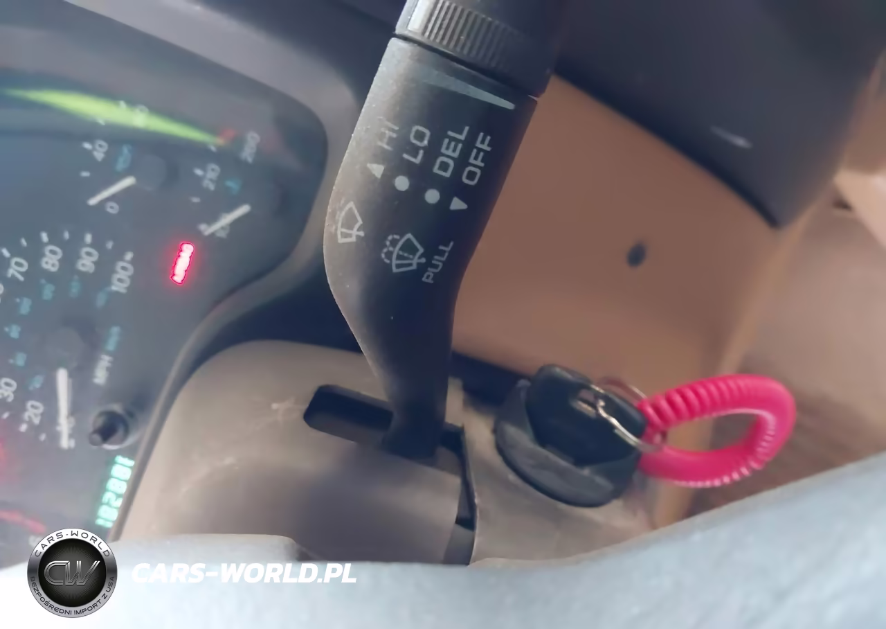 1997 Jeep Wrangler Sport VIN:1J4FY19S2VP518052 - 11