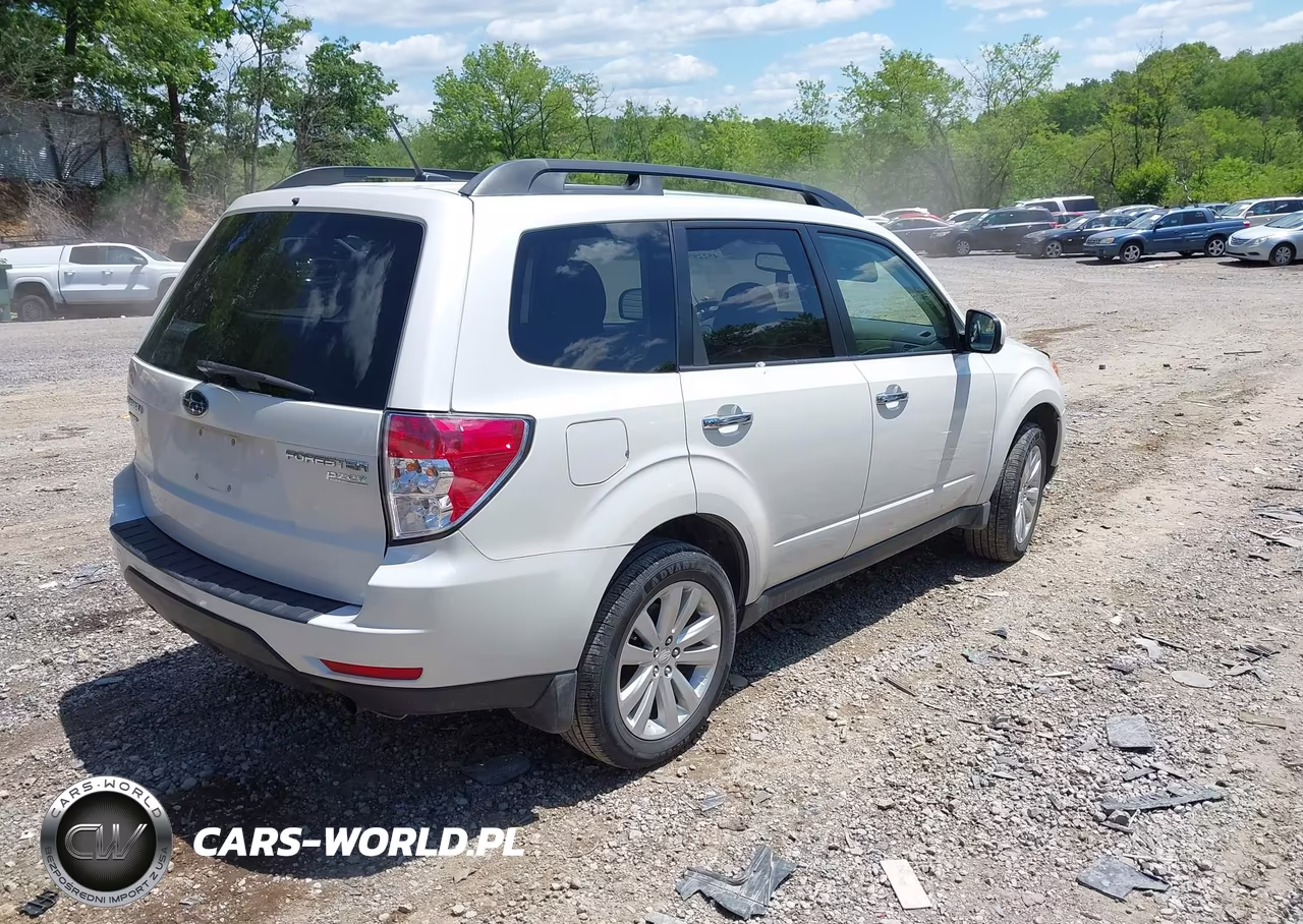 2011 Subaru Forester 2.5X Premium VIN:JF2SHADC5BH757087 - 4