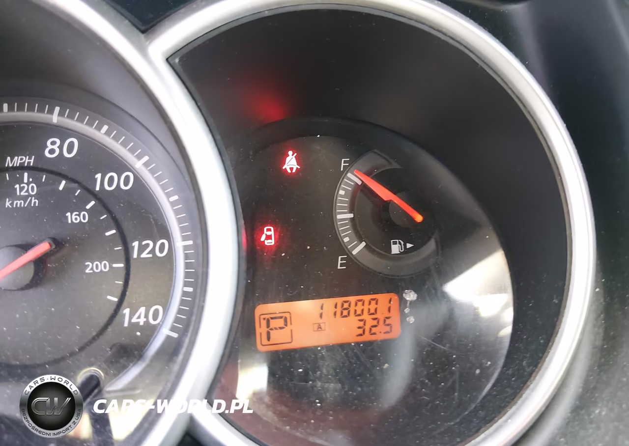 2011 Nissan Versa 1.8S VIN:3N1BC1CP3BL469221 - 15