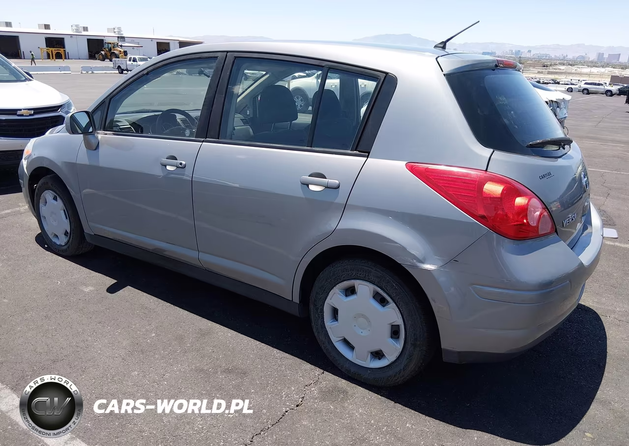 2011 Nissan Versa 1.8S VIN:3N1BC1CP3BL469221 - 3
