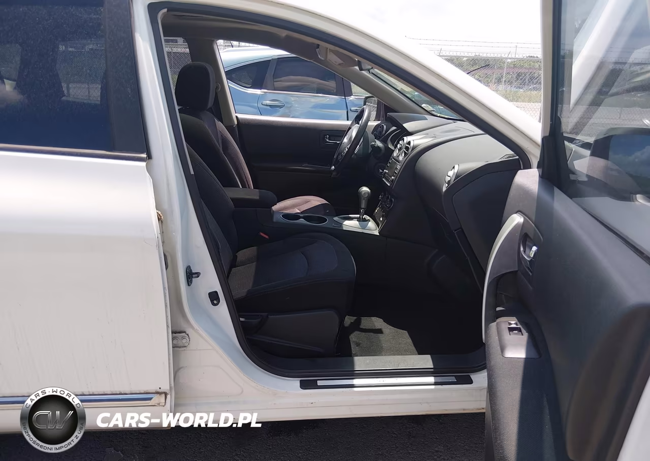 2013 Nissan Rogue Sv VIN:JN8AS5MV8DW111680 - 5