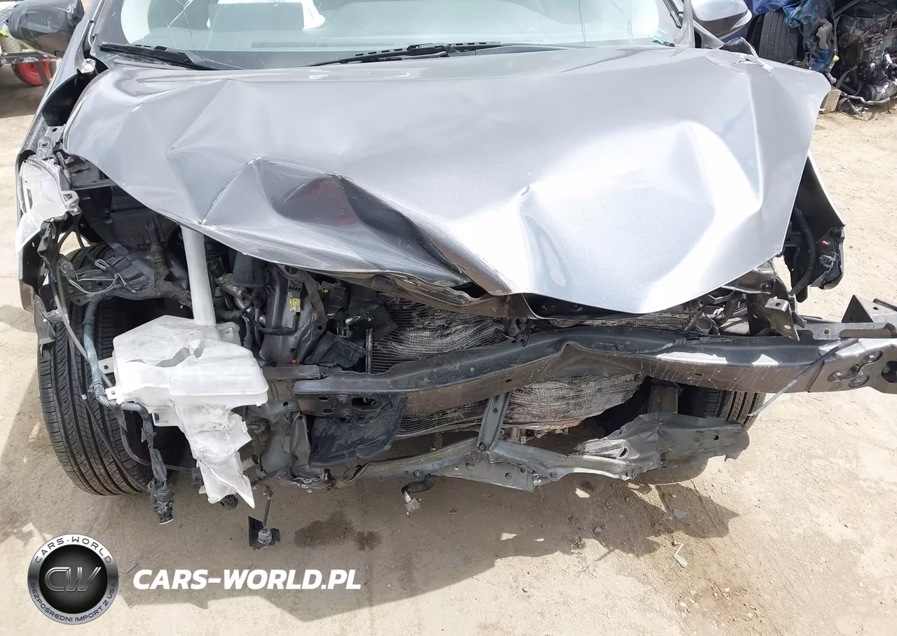 2018 Toyota Prius C Two VIN:JTDKDTB36J1600748 - 6