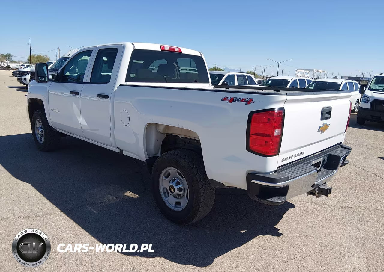2019 Chevrolet Silverado 2500Hd Wt VIN:2GC2KREG8K1112338 - 3
