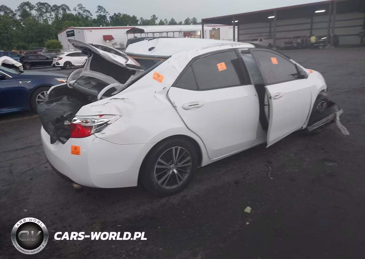 2017 Toyota Corolla Le VIN:2T1BURHE2HC784734 - 4