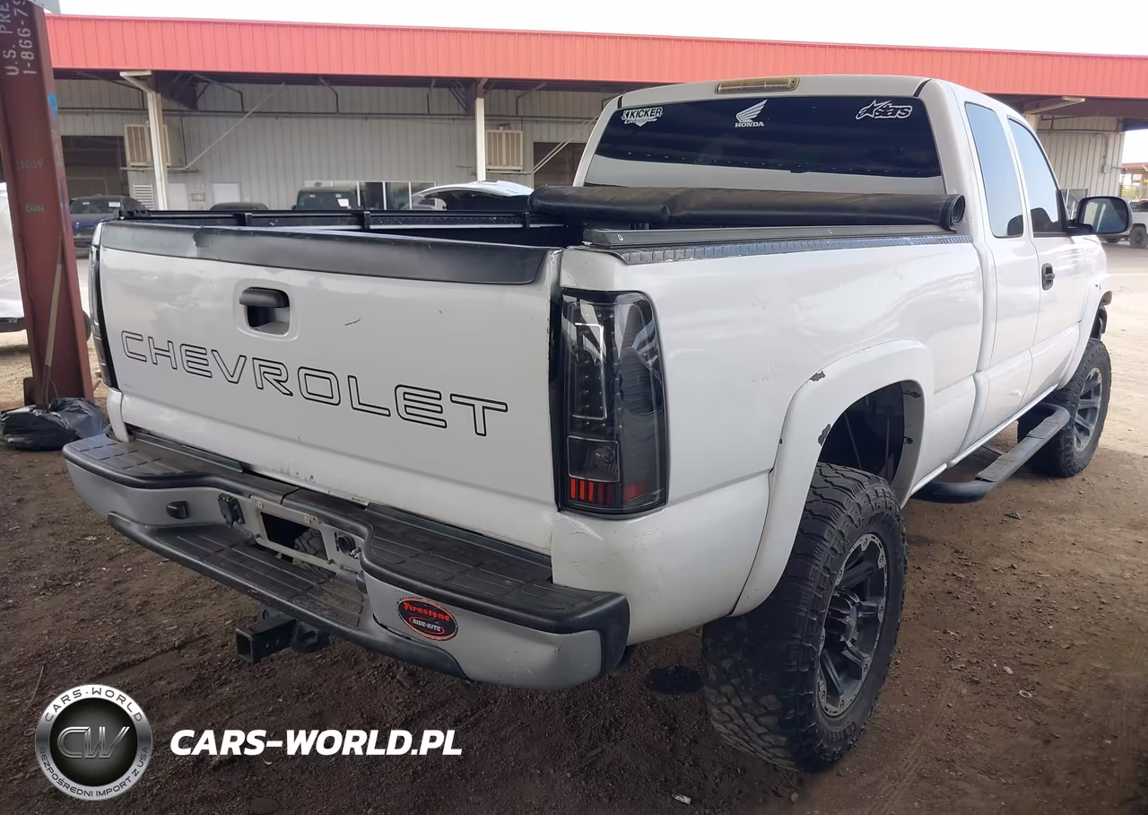 2007 Chevrolet Silverado 2500Hd Classic Work Truck VIN:1GCHC29U47E155840 - 4