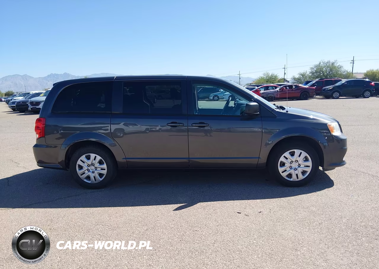 2018 Dodge Grand Caravan Se VIN:2C4RDGBG5JR309923 - 13