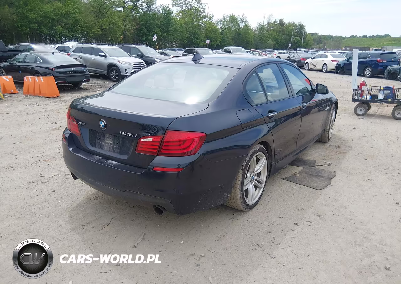 2013 BMW 535I xDrive VIN:WBAFU7C55DDU69403 - 4