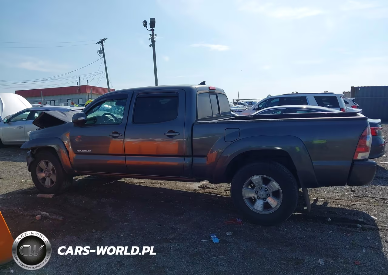 2013 Toyota Tacoma Base V6 VIN:5TFMU4FN9DX018641 - 14