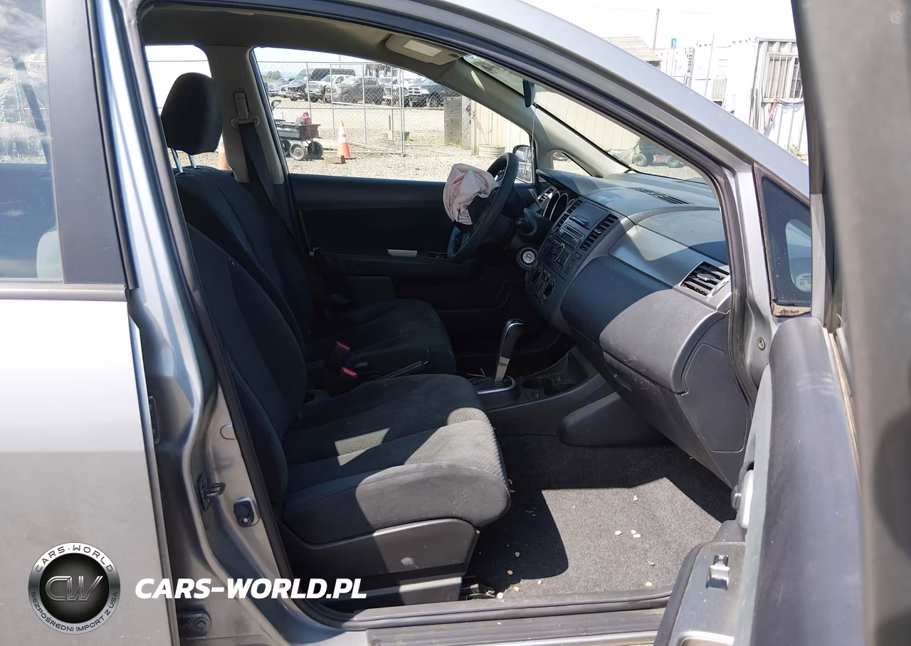 2010 Nissan Versa 1.8S VIN:3N1BC1CP2AL396079 - 5