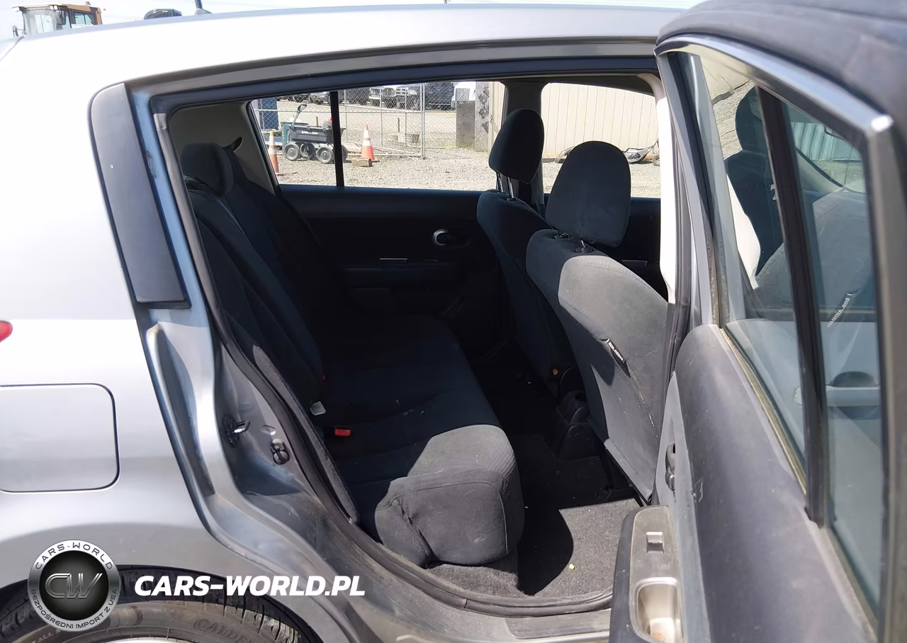 2010 Nissan Versa 1.8S VIN:3N1BC1CP2AL396079 - 8