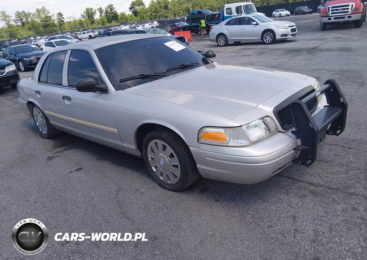 2011 Ford Crown Victoria Police Interceptor – zdjęcie 1 z 11