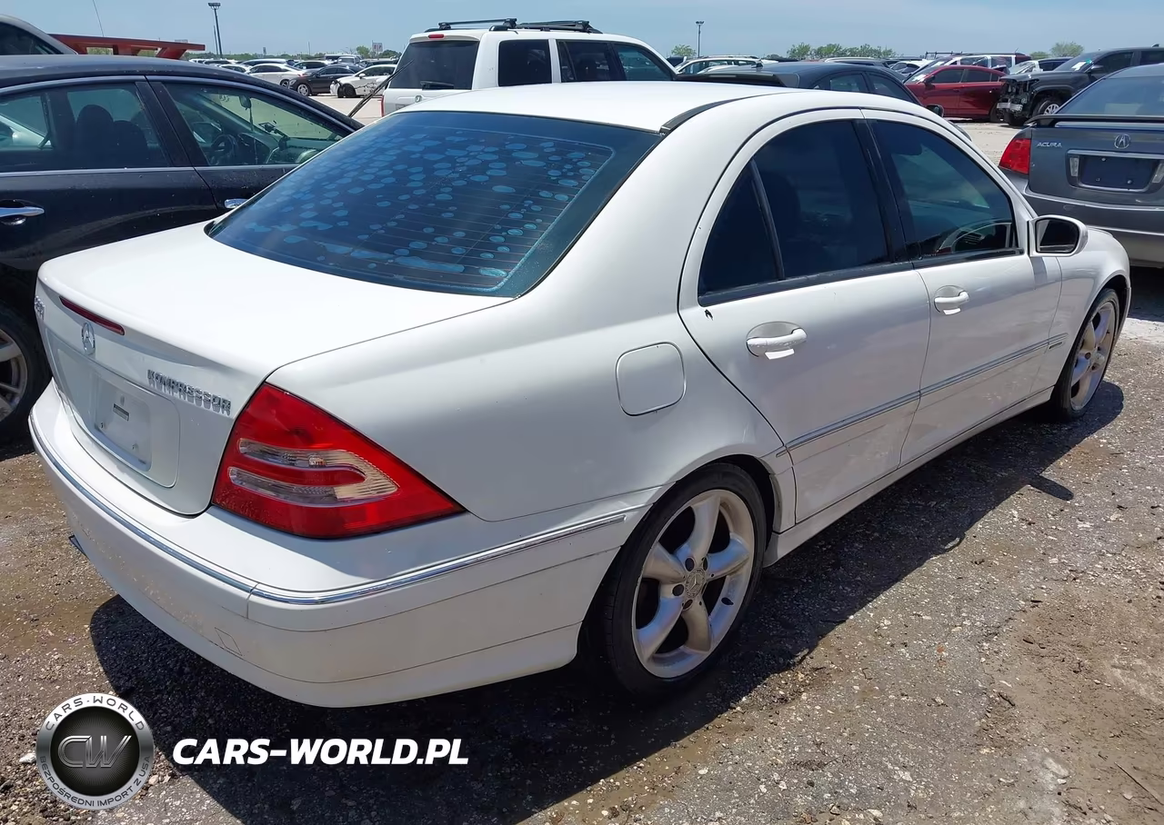 2004 Mercedes-Benz C 230 Kompressor Sport-Sport VIN:WDBRF40J24F530056 - 4