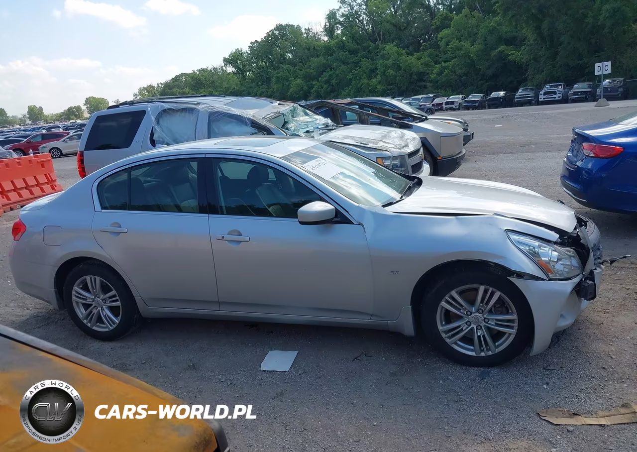 2015 Infiniti Q40 VIN:JN1CV6AR6FM651491 - 13