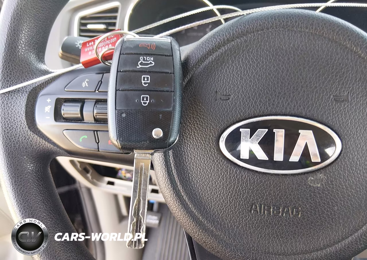 2018 Kia Sedona L VIN:KNDMA5C11J6388807 - 11