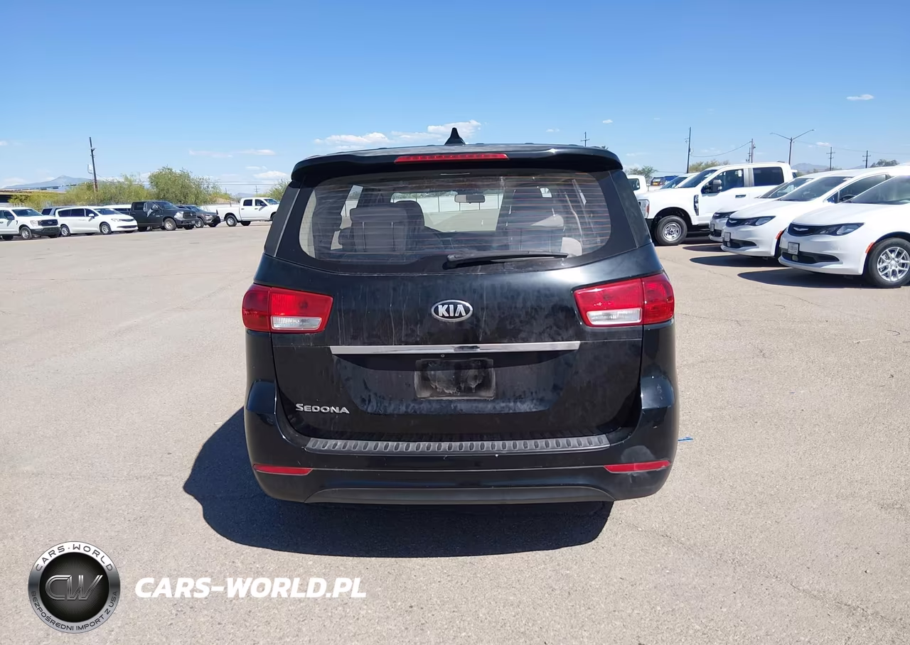 2018 Kia Sedona L VIN:KNDMA5C11J6388807 - 17
