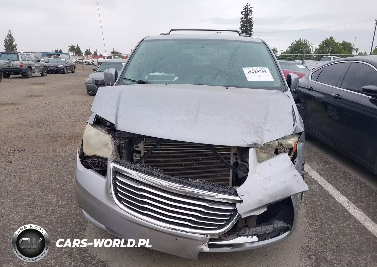 2013 Chrysler Town & Country Touring VIN:2C4RC1BG9DR743802 - 12
