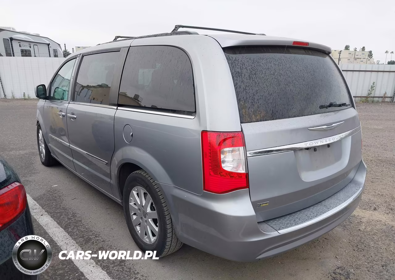 2013 Chrysler Town & Country Touring VIN:2C4RC1BG9DR743802 - 3