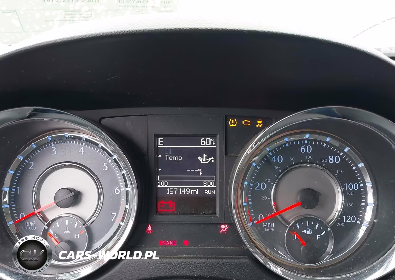 2013 Chrysler Town & Country Touring VIN:2C4RC1BG9DR743802 - 7